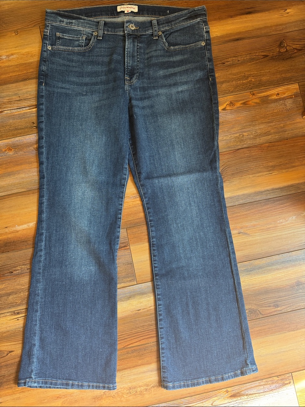 Lucky Brand sweet mid rise boot jeans size 14 / 32R - Picture 2 of 8